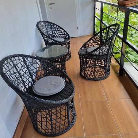 Caci Črni Kal Exterior foto